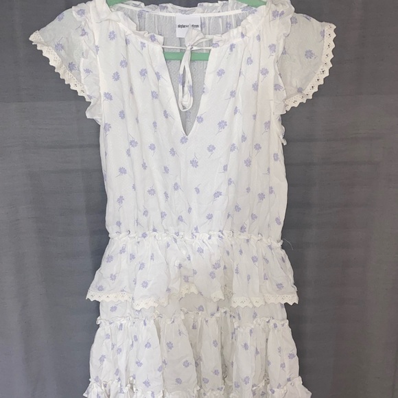 Dresses & Skirts - Skyler and Madison white dress with flowers